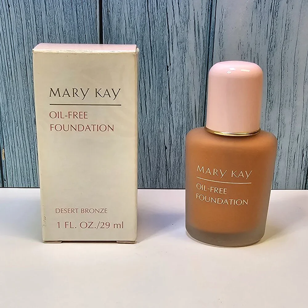 Mary Kay Day Radiance Oil-Free Foundation Desert Bronze #4490 - NIB - Old Stock‎